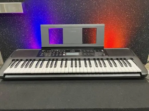 Yamaha - PSRE383